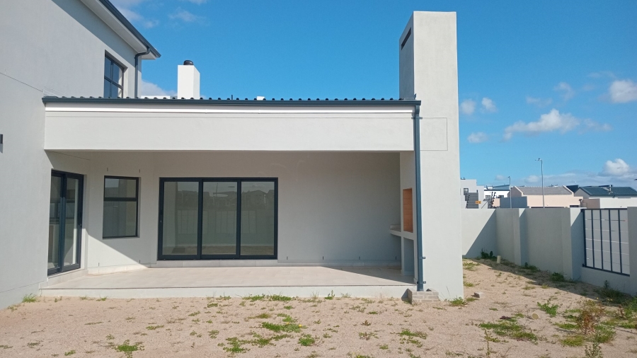 4 Bedroom Property for Sale in Sandown Western Cape